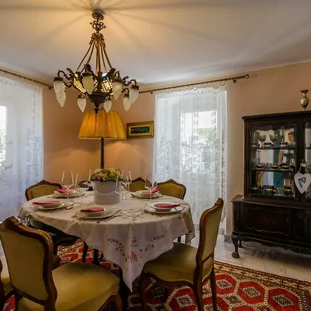 וילה Andante טרוגיר