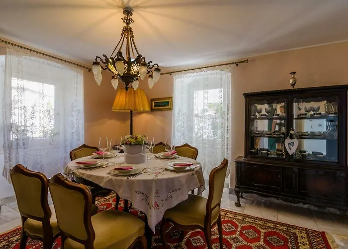 וילה Andante טרוגיר