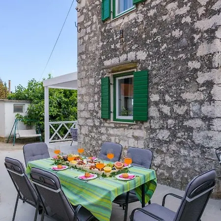 Andante 트로기르