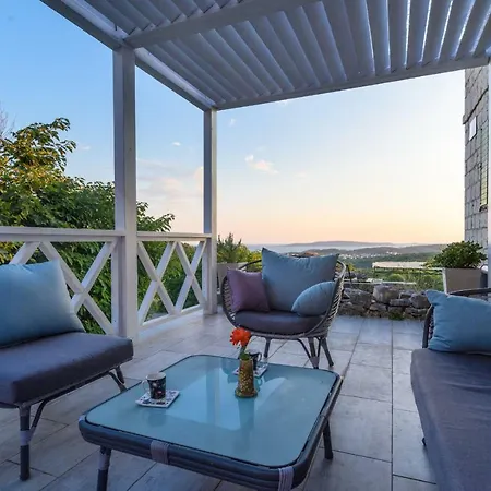 빌라 Andante 트로기르